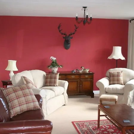 Stoneyacre Apartment